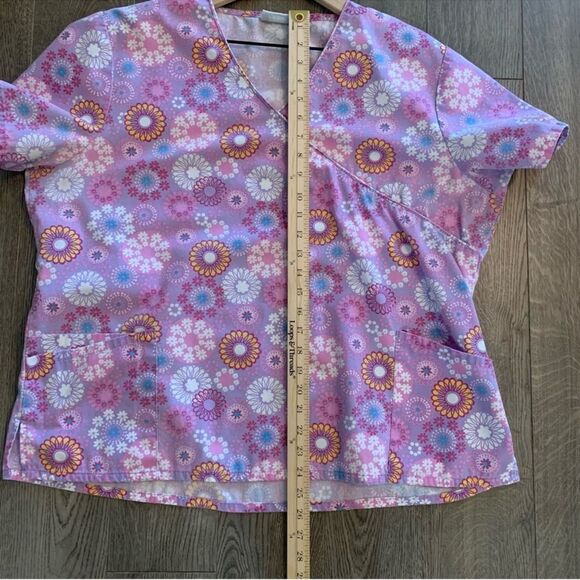 Scrub Tops Lot 3 Disney Life Uniform Destination Women’s XL Pink Purple Black. - Picture 16 of 16